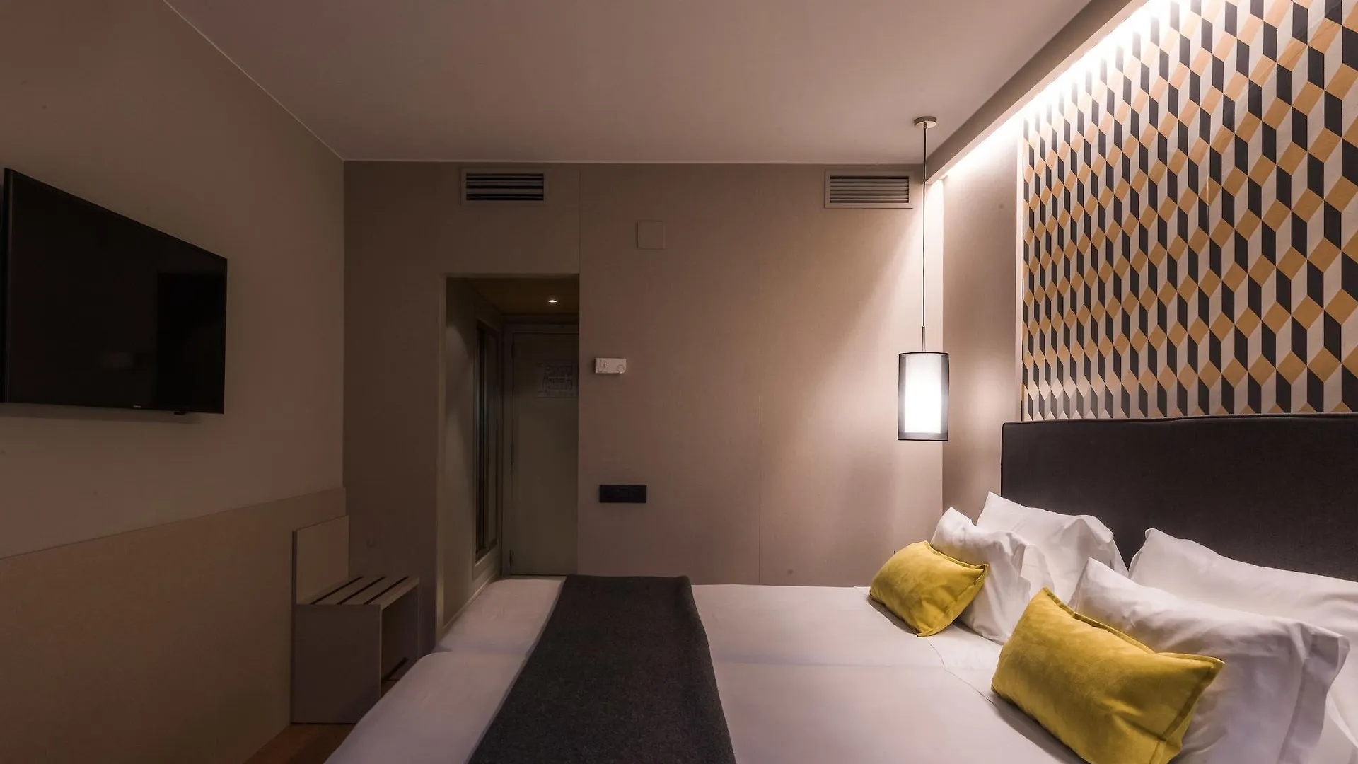 Up Rooms Vic Hotel 4*,  Spain
