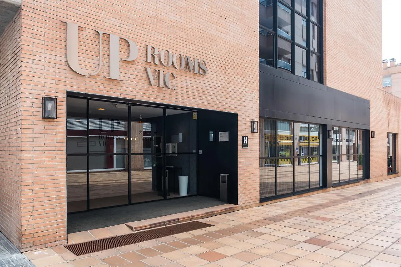 Up Rooms Vic Hotel