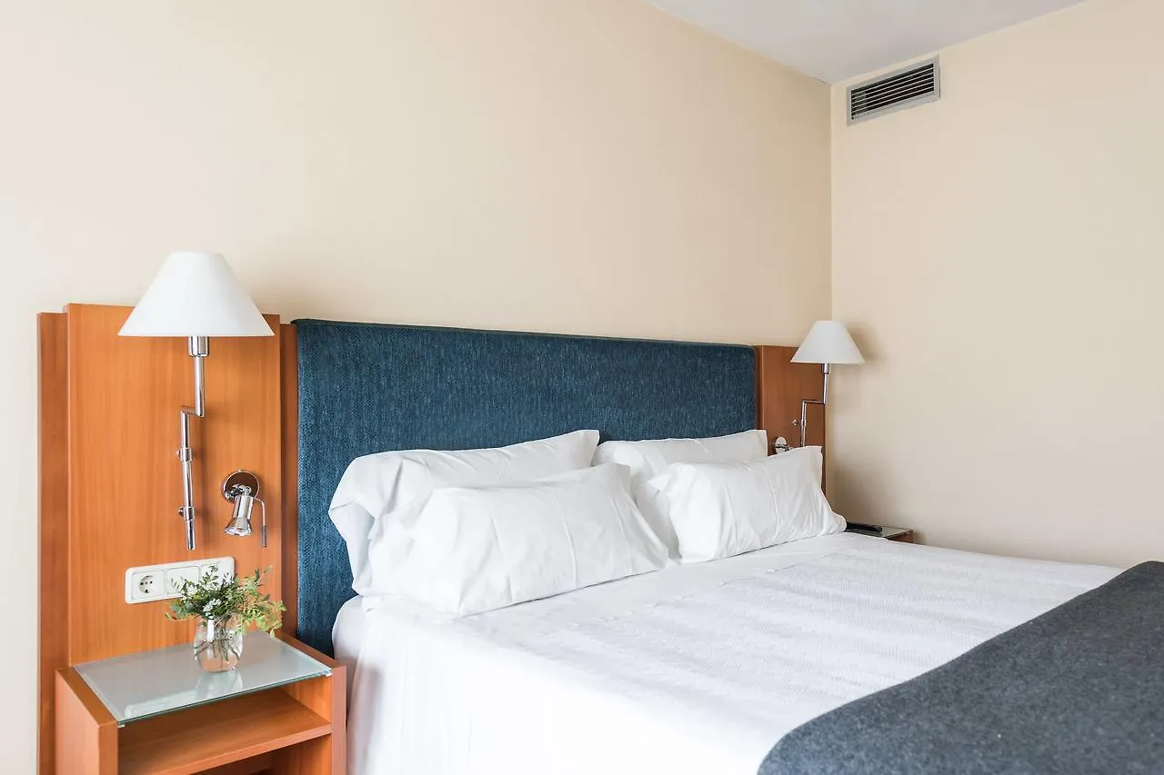 Up Rooms Vic Hotel Spain